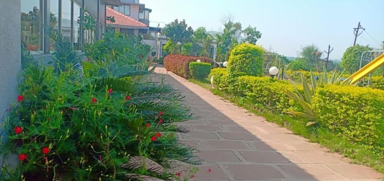 Complimentary Water Park Igatpuri Hotel Exterior photo